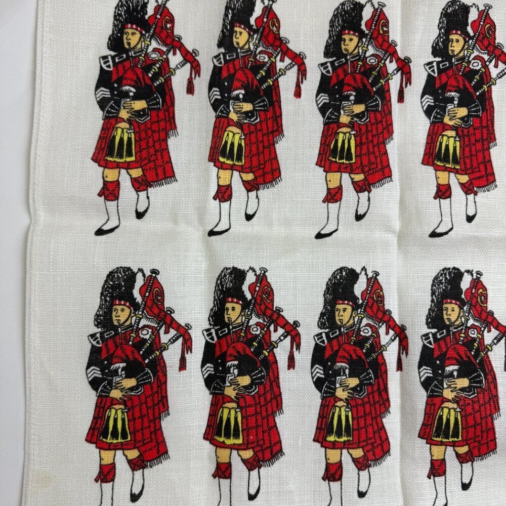 NWOT Ireland Irish Linen Tea Towel or Wall Handing  Pipes & Drums Reg.#7792 - Picture 2 of 6